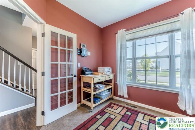 1034 Lisa Lane, Palmer Twp, PA 18045