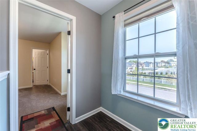 1034 Lisa Lane, Palmer Twp, PA 18045