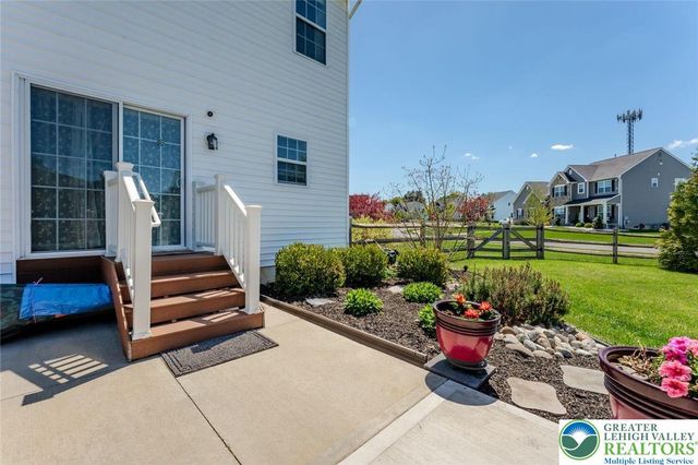 1034 Lisa Lane, Palmer Twp, PA 18045