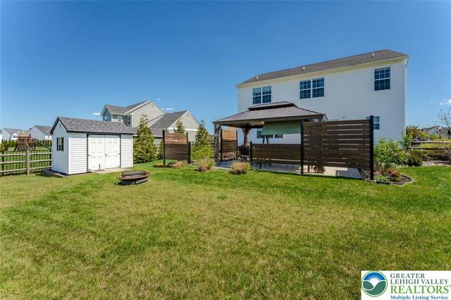 1034 Lisa Lane, Palmer Twp, PA 18045