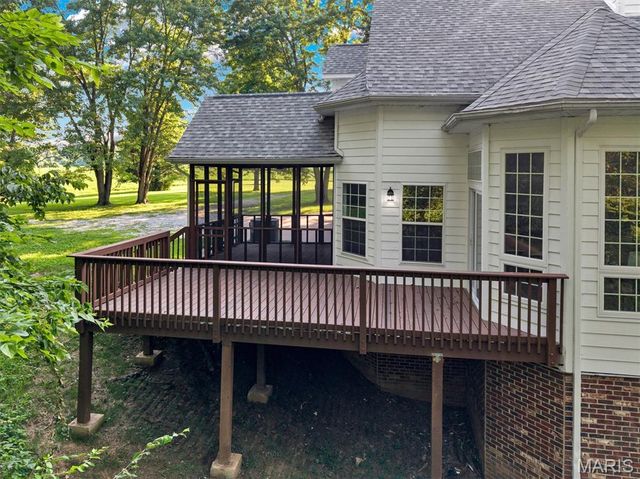 8026 Goshen Road, Edwardsville, IL 62025