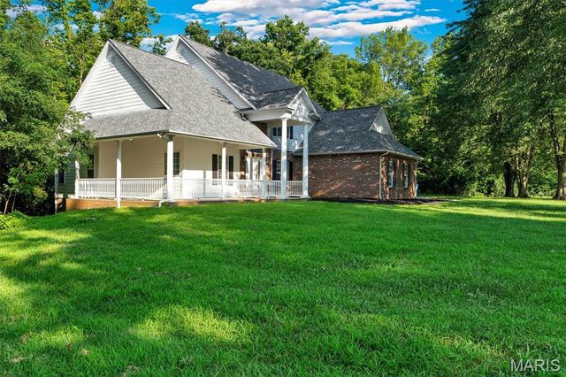 8026 Goshen Road, Edwardsville, IL 62025