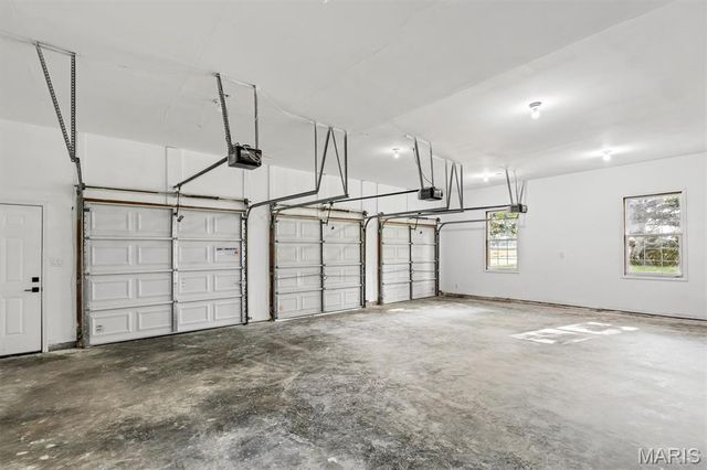 8026 Goshen Road, Edwardsville, IL 62025