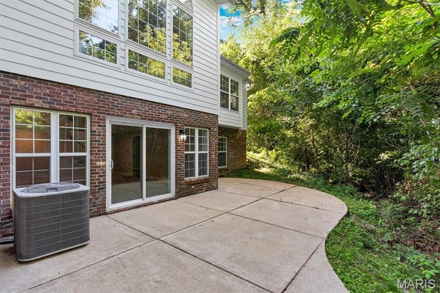 8026 Goshen Road, Edwardsville, IL 62025