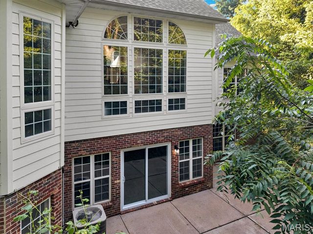 8026 Goshen Road, Edwardsville, IL 62025