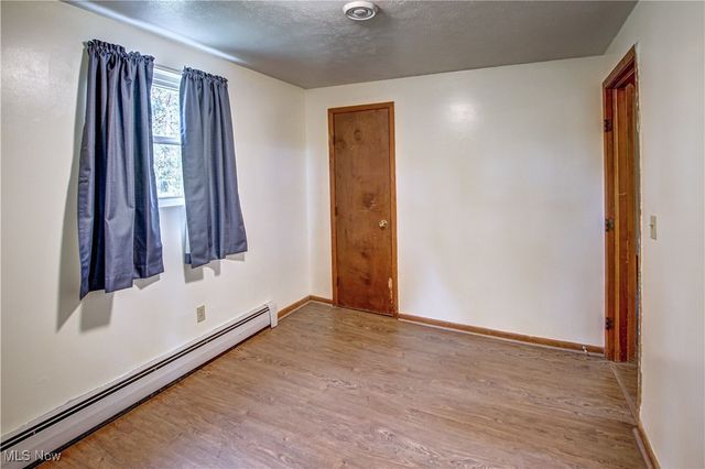 706 S Abbe Road N, Elyria, OH 44035