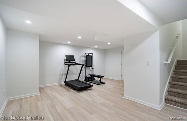 4344 Gateway Circle, West Bloomfield, MI 48322