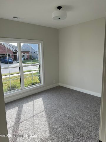 8220 Cedar Crest Ln, Louisville, KY 40291