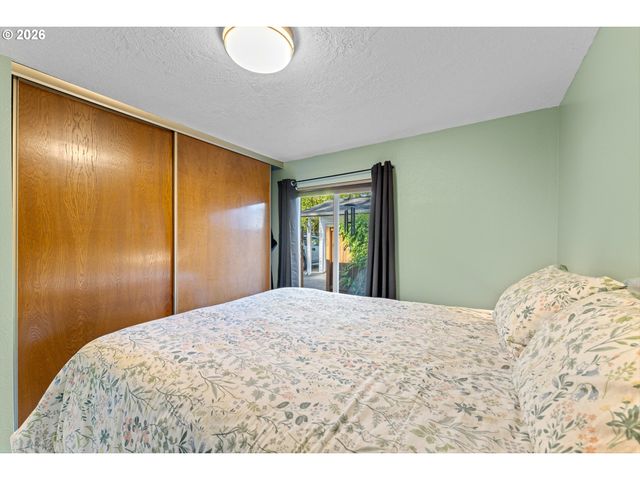 28740 Sw PARKWAY Ave c1, Wilsonville, OR 97070