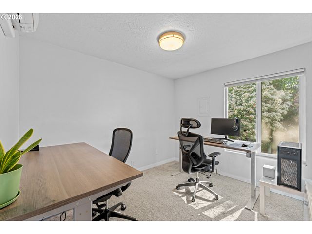 28740 Sw PARKWAY Ave c1, Wilsonville, OR 97070