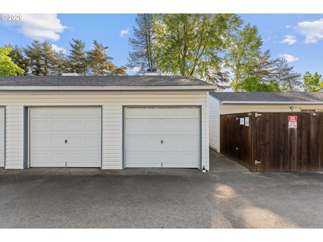 28740 Sw PARKWAY Ave c1, Wilsonville, OR 97070