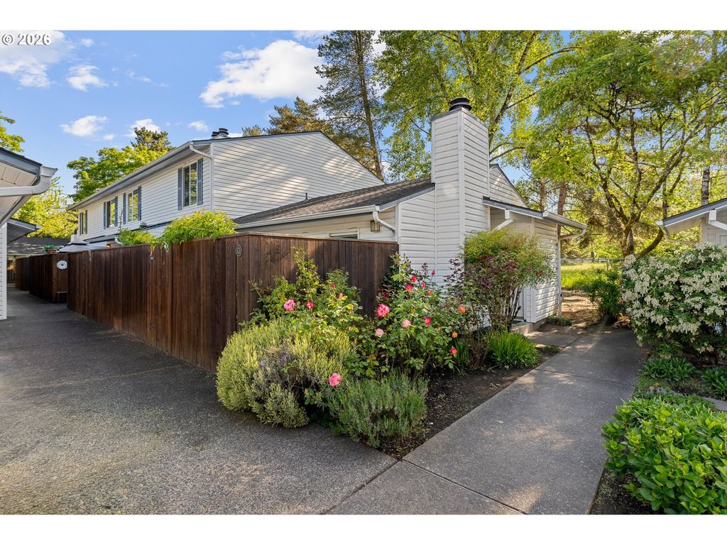 28740 Sw PARKWAY Ave c1, Wilsonville, OR 97070