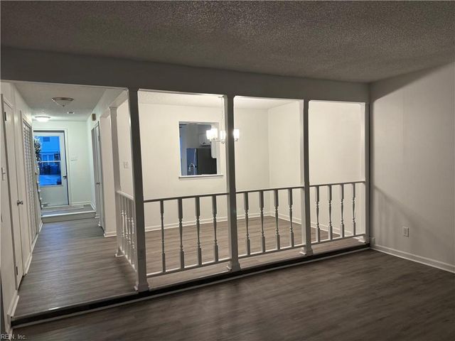 4737 Greenlaw DR, Virginia Beach, VA 23464