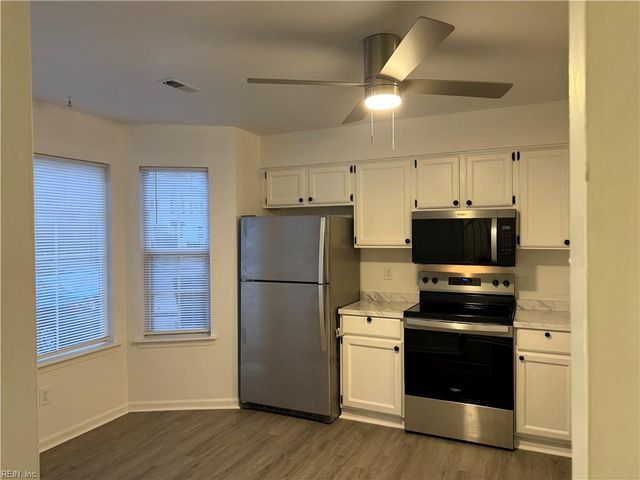 4737 Greenlaw DR, Virginia Beach, VA 23464