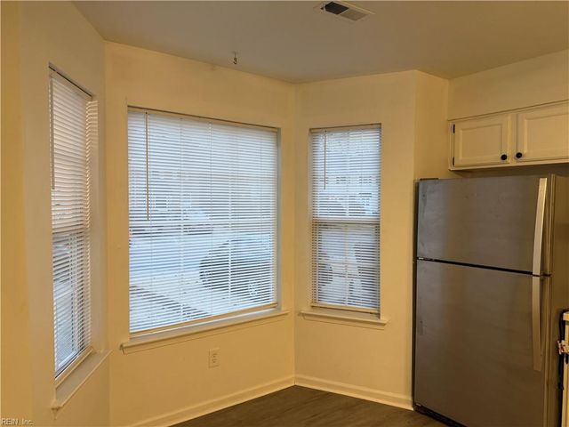 4737 Greenlaw DR, Virginia Beach, VA 23464