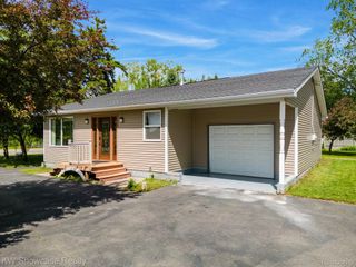 7969 Richardson Road, West Bloomfield Charter Township, MI 48323