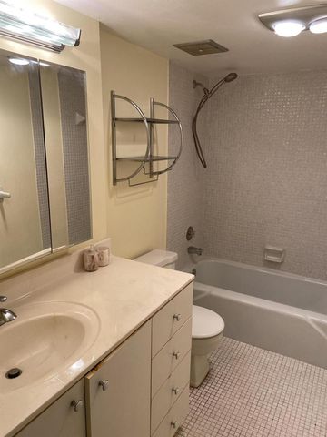 3090 Holiday Springs Boulevard 310, Margate, FL 33063