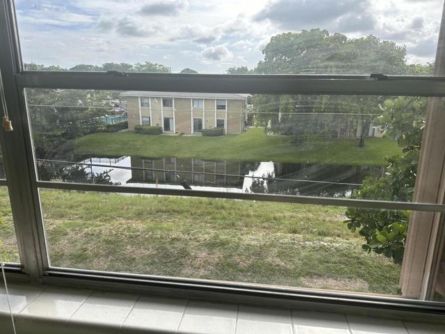 3090 Holiday Springs Boulevard 310, Margate, FL 33063