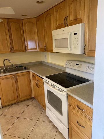 3090 Holiday Springs Boulevard 310, Margate, FL 33063