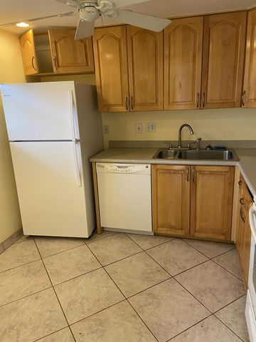 3090 Holiday Springs Boulevard 310, Margate, FL 33063