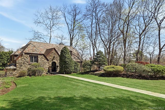 29 Corell Road, Scarsdale, NY 10583