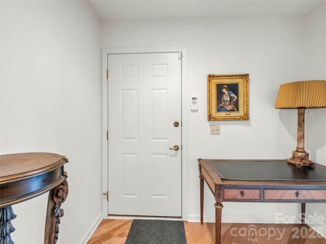 102 White Oak Drive, Hendersonville, NC 28791