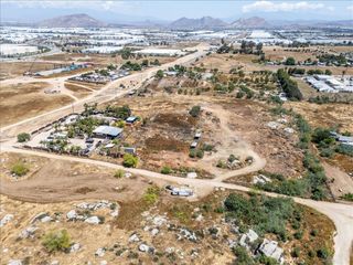 22761 Cajalco, Perris, CA 92570