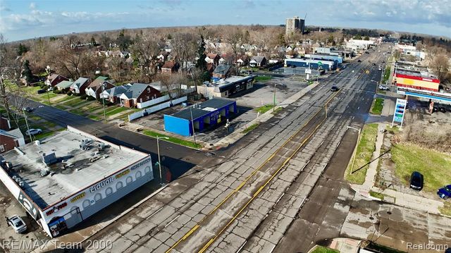19501 Plymouth Road, Detroit, MI 48228