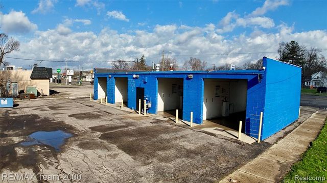 19501 Plymouth Road, Detroit, MI 48228