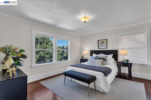 652 Valle Vista Ave, Oakland, CA 94610