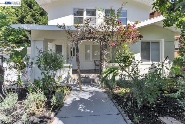 652 Valle Vista Ave, Oakland, CA 94610