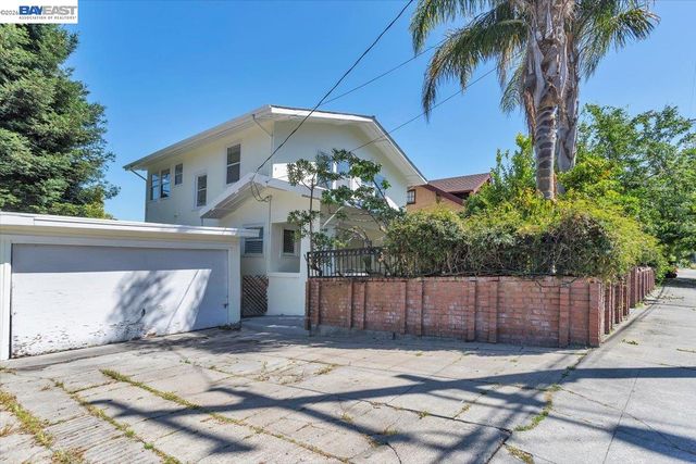 652 Valle Vista Ave, Oakland, CA 94610