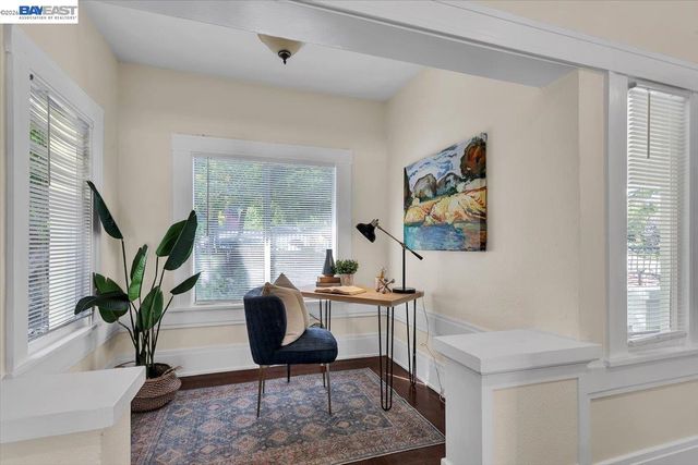 652 Valle Vista Ave, Oakland, CA 94610