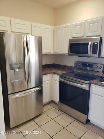 160 S Shepard Drive 16, Cocoa Beach, FL 32931