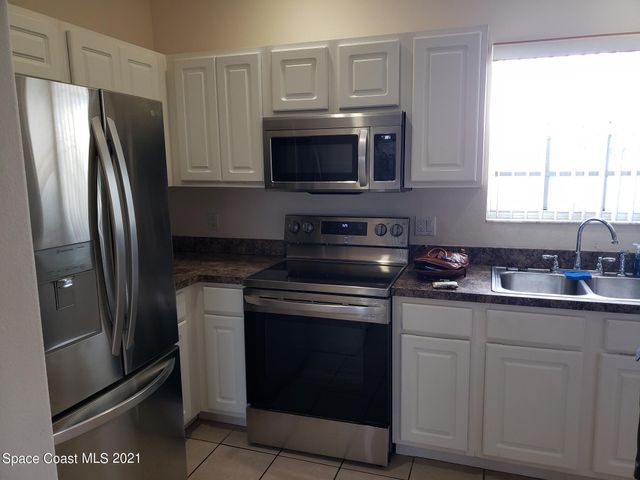 160 S Shepard Drive 16, Cocoa Beach, FL 32931