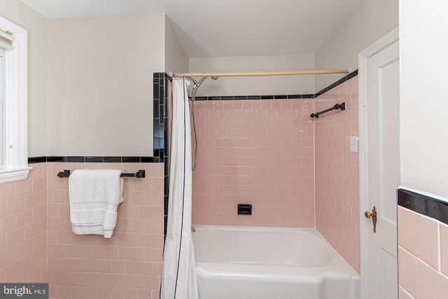 571 WOODBINE AVE, Baltimore, MD 21204