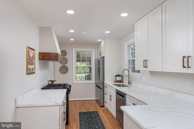 571 WOODBINE AVE, Baltimore, MD 21204