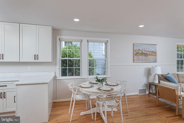 571 WOODBINE AVE, Baltimore, MD 21204