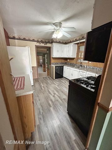 247 Sparling Drive, Saginaw, MI 48609