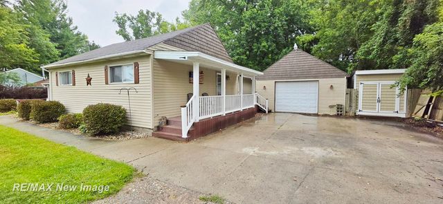 247 Sparling Drive, Saginaw, MI 48609