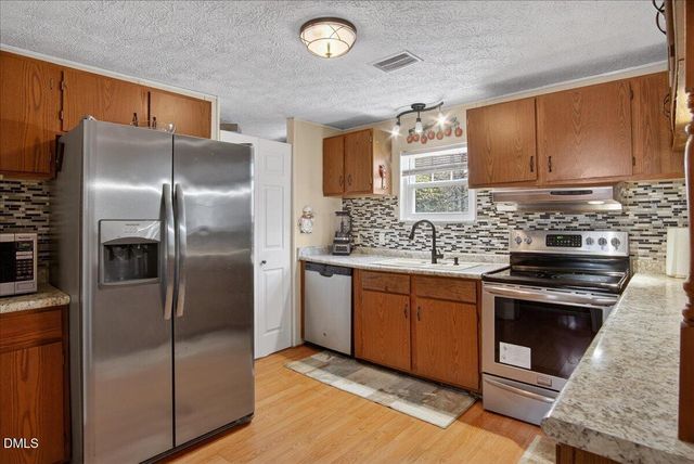 123 Pineview Drive, Louisburg, NC 27549