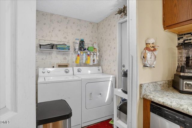 123 Pineview Drive, Louisburg, NC 27549