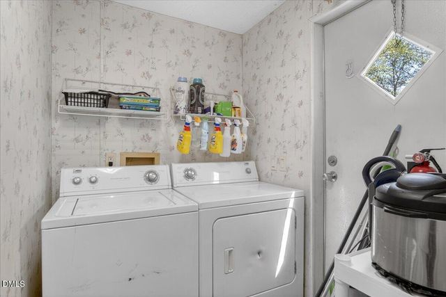 123 Pineview Drive, Louisburg, NC 27549