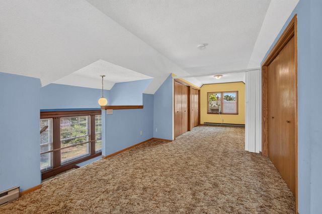 418 W Davenport Street, Eldridge, IA 52748