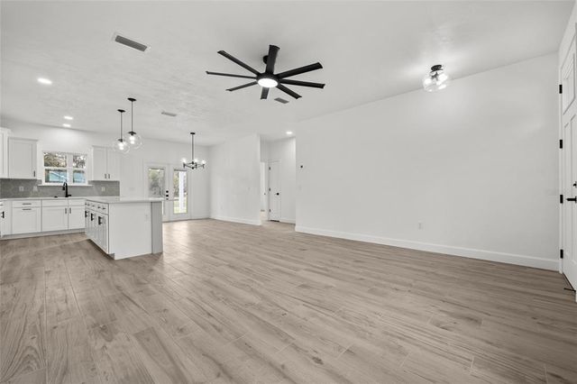 15112 NW 5TH AVENUE, Newberry, FL 32669