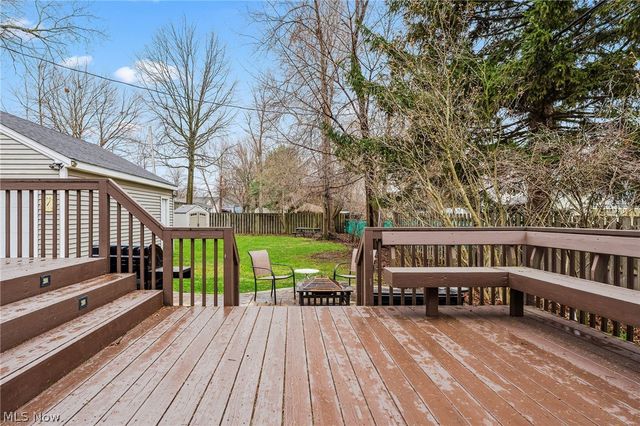 21941 Westwood Avenue, Fairview Park, OH 44126