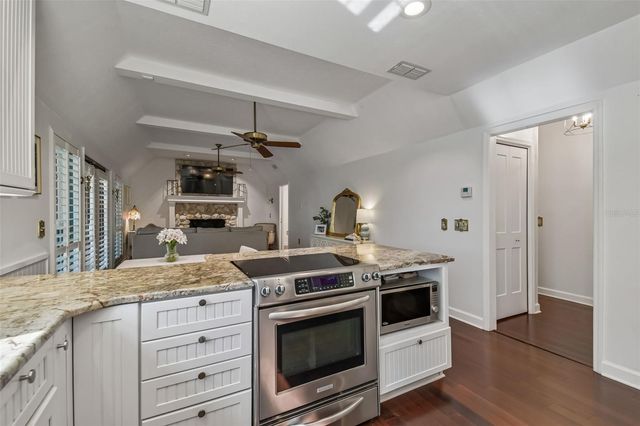 2816 FAIRWAY VIEW DRIVE, Valrico, FL 33596