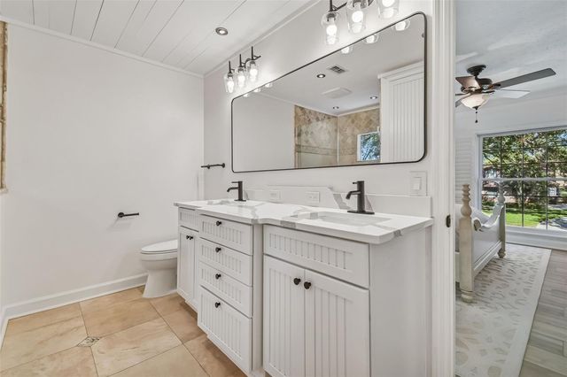 2816 FAIRWAY VIEW DRIVE, Valrico, FL 33596