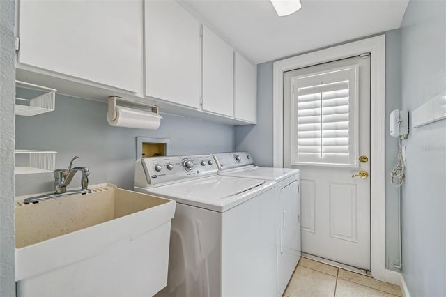 2816 FAIRWAY VIEW DRIVE, Valrico, FL 33596