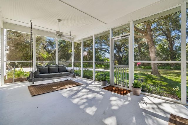 2816 FAIRWAY VIEW DRIVE, Valrico, FL 33596